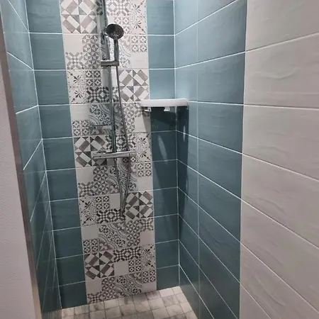 度假居 De La Courtoisie